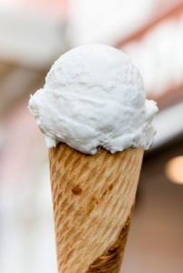 Gelats La Jijonenca a la Marconia de Sant Feliude Guíxols o Platja d'Aro